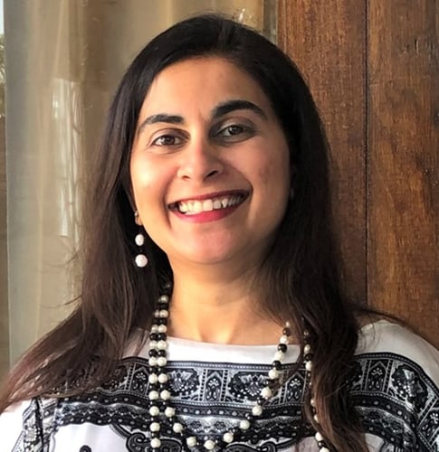 <p></p>
<p>Dr. Taskeen Khan</p>
<p></p>