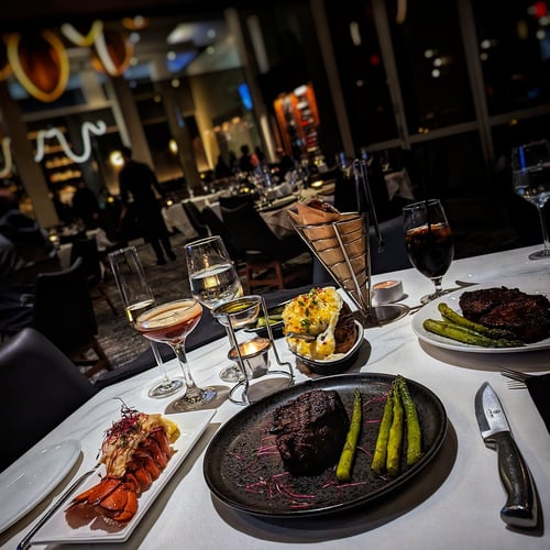 <p>Great Food/Drinks</p>