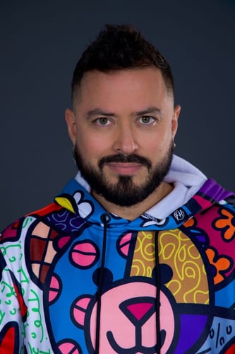 <p>Mauricio Londono</p>